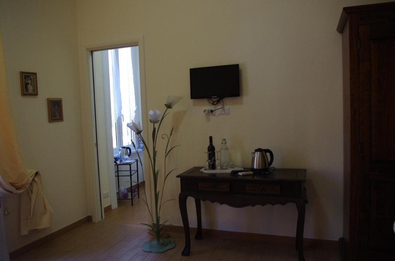 Tucci'S Roma Guest House מראה חיצוני תמונה