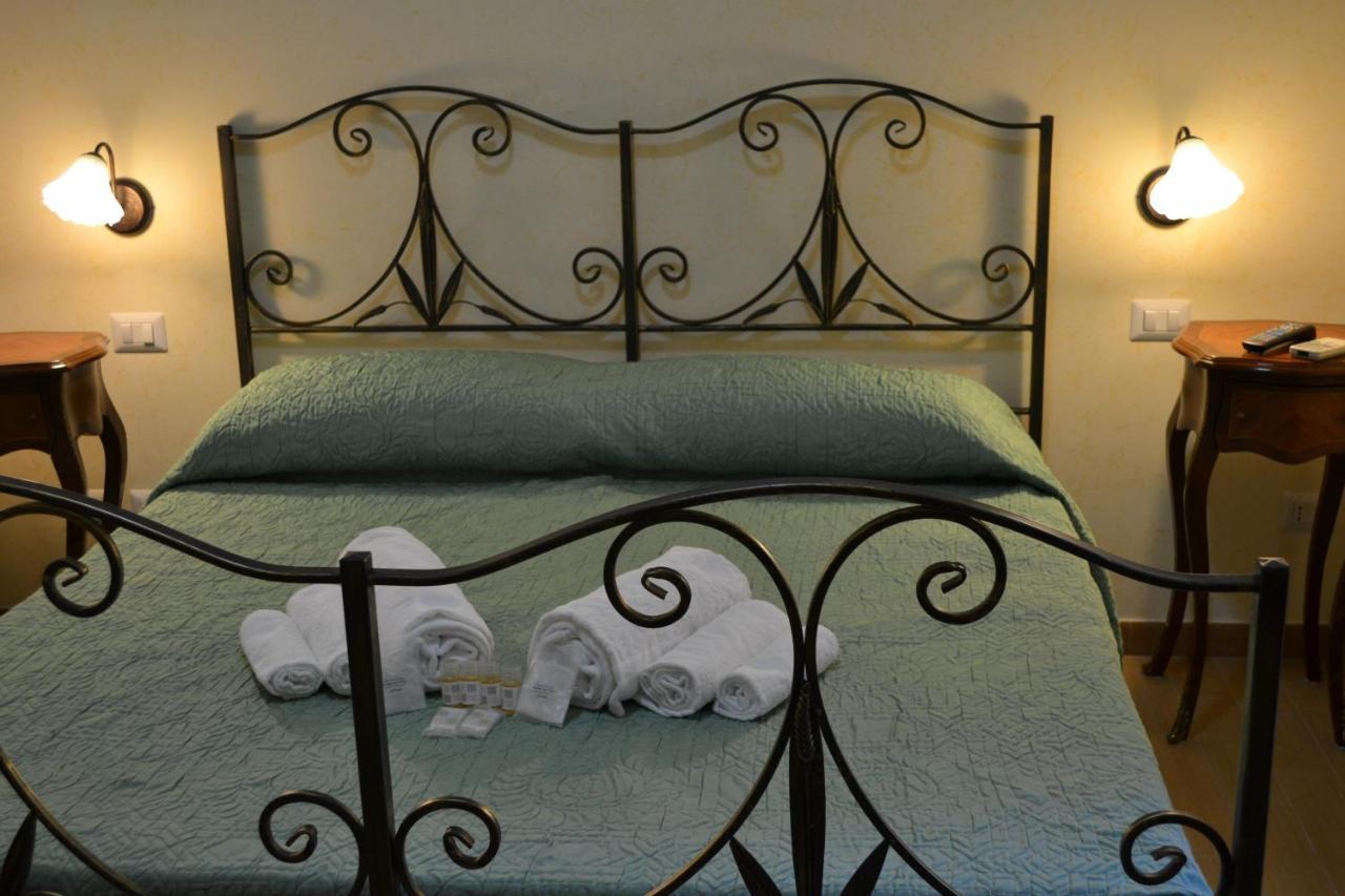 Tucci'S Roma Guest House מראה חיצוני תמונה
